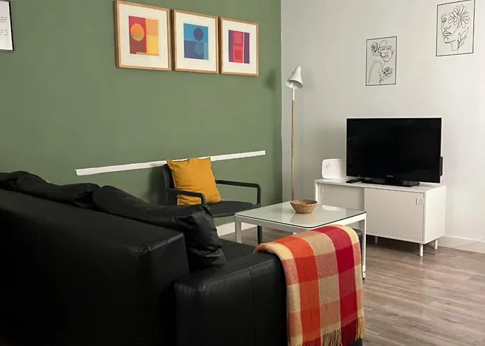 Medina Al-zahra Apartment *